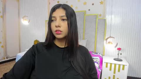 Maraluna online show from 10.04.25