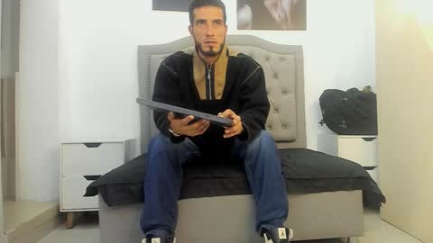 Snapshot of marc_ruffalo chatting on 02.22.26 Marc Ruffalo online show from 02.22.26