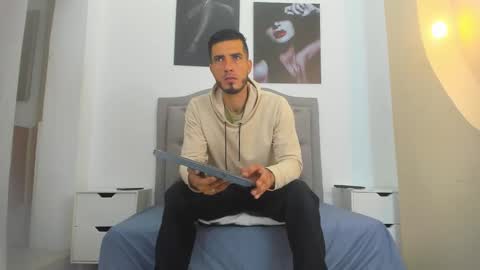 Snapshot of marc_ruffalo chatting on 03.03.26 Marc Ruffalo online show from 03.03.26