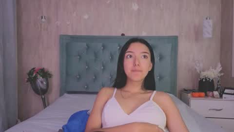 Marcela online show from 11.05.25