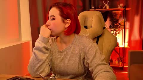 Snapshot of marcelinechi chatting on 02.11.26 MarcelineChi online show from 02.11.26