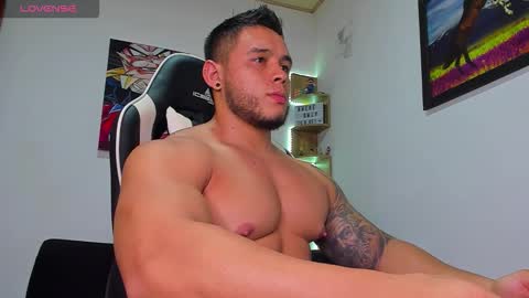 Snapshot of marco_diaz1 chatting on 10.02.25 Marco Diaz online show from 10.02.25