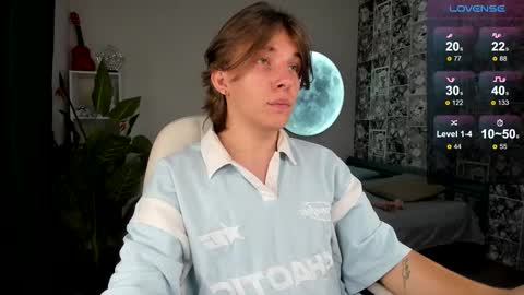 Snapshot of marcus_euphoria chatting on 09.08.25 Marcus online show from 09.08.25