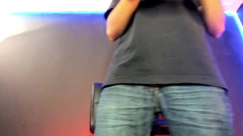 Snapshot of marcusgrayy chatting on 04.08.26 Marcus online show from 04.08.26