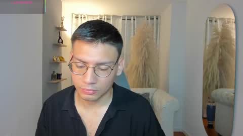 Snapshot of marcuswildx chatting on 10.02.25 marcus online show from 10.02.25