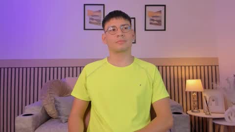 Snapshot of marcuswildx chatting on 11.17.25 marcus online show from 11.17.25