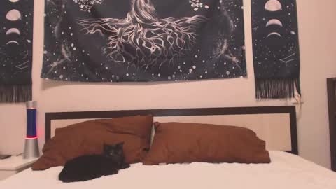 Margaret online show from 03.10.25