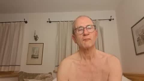 Snapshot of marginalie chatting on 11.27.25 marginalie online show from 11.27.25