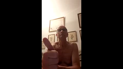 Snapshot of marginalie chatting on 02.15.26 marginalie online show from 02.15.26