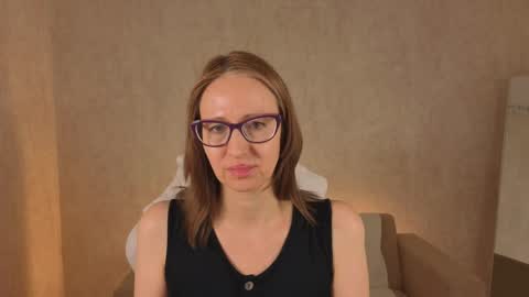 margo_robbbie online show from 04.10.26