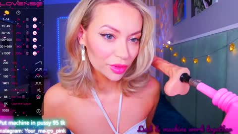 Snapshot of margohotty chatting on 01.20.25 Margo for you online show from 01.20.25
