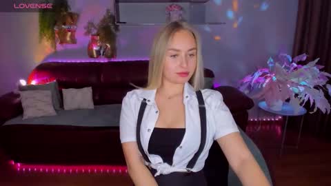 MargoSugar online show from 04.12.26