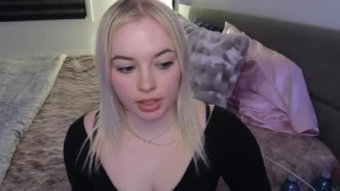 margot_robbie7 online show from 02.27.26