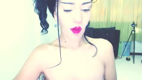 Snapshot of mari4you69 chatting on 03.05.25 mari4you69 online show from 03.05.25