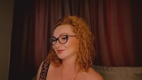 Snapshot of mari69juana chatting on 06.28.26 mari69juana online show from 06.28.26