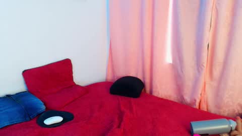 Snapshot of mari_mar69 chatting on 09.12.25 mari_mar69 online show from 09.12.25