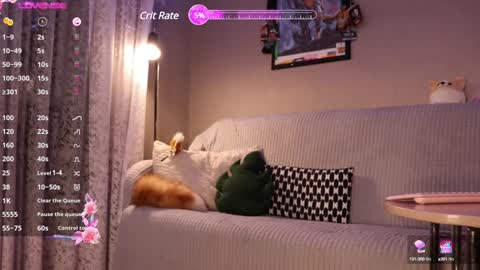 Mari Moonbunny online show from 01.08.25