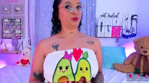 Mari Sweett  online show from 02.04.26