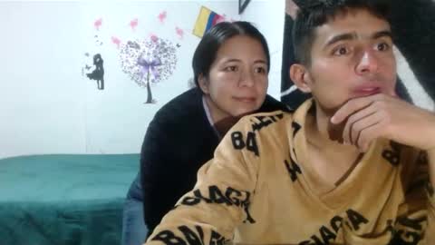 Snapshot of maria_and_angel17 chatting on 12.18.24 Mara and ngel online show from 12.18.24