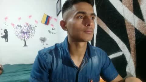 Snapshot of maria_and_angel17 chatting on 12.22.24 Mara and ngel online show from 12.22.24