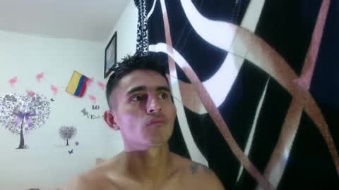 Snapshot of maria_and_angel17 chatting on 12.29.24 Mara and ngel online show from 12.29.24