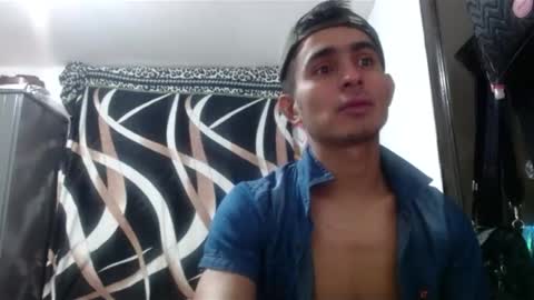 Snapshot of maria_and_angel17 chatting on 01.09.25 Mara and ngel online show from 01.09.25