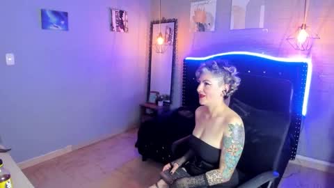 Snapshot of maria_fernandaxxx_ chatting on 01.11.25 Maria fernanda online show from 01.11.25