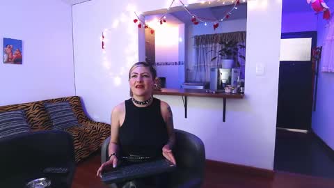 Snapshot of maria_fernandaxxx_ chatting on 02.10.25 Maria fernanda online show from 02.10.25