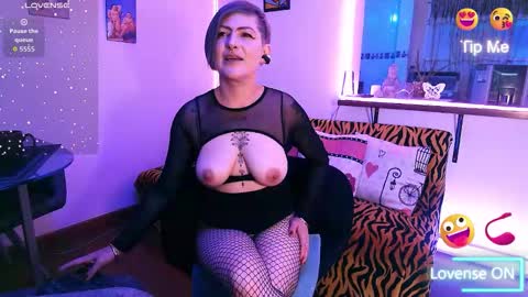 Snapshot of maria_fernandaxxx_ chatting on 10.01.25 Maria fernanda online show from 10.01.25