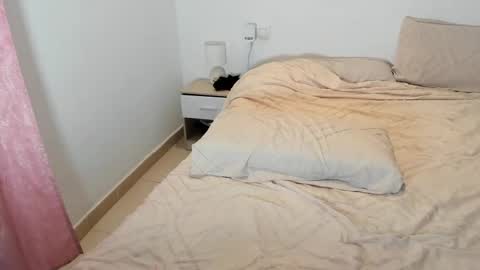 Itslablonde online show from 01.06.26