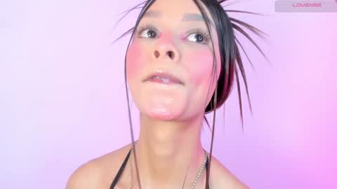 Snapshot of maria_sofii chatting on 02.06.25 S O F I A model independent online show from 02.06.25