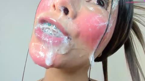 Snapshot of maria_sofii chatting on 02.18.25 S O F I A model independent online show from 02.18.25