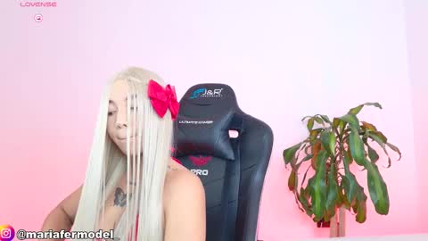 Snapshot of mariafer05 chatting on 02.03.26 Maria Fer online show from 02.03.26