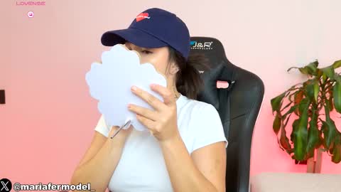 Snapshot of mariafer05 chatting on 02.06.26 Maria Fer online show from 02.06.26