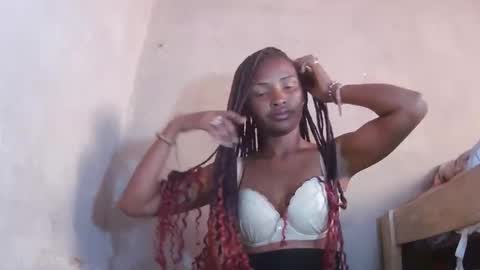 Snapshot of mariah586 chatting on 09.18.25 Maria online show from 09.18.25