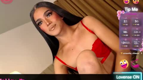 Snapshot of mariah_clara chatting on 01.14.25 mariah_clara online show from 01.14.25