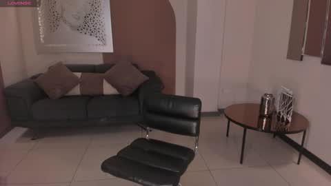 Snapshot of mariaherrera_ chatting on 10.21.25 MARIA HERRERA online show from 10.21.25