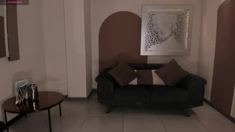 Snapshot of mariaherrera_ chatting on 10.22.25 MARIA HERRERA online show from 10.22.25