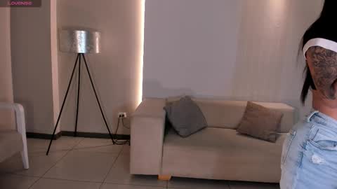 Snapshot of mariaherrera_ chatting on 12.01.25 MARIA HERRERA online show from 12.01.25