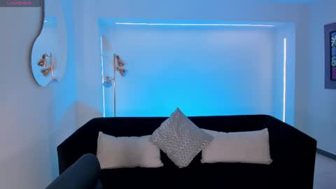 MARIA HERRERA  online show from 04.28.26