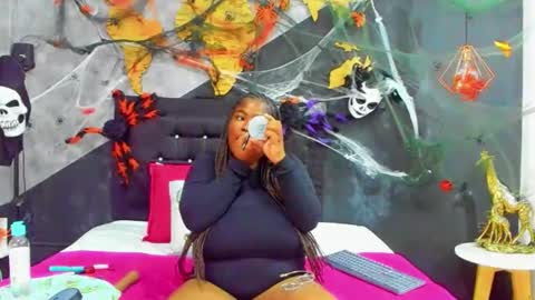  MARIAM online show from 11.05.25