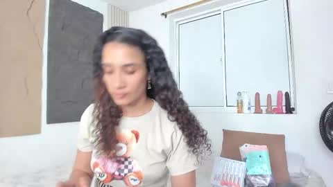 Marian online show from 10.14.25