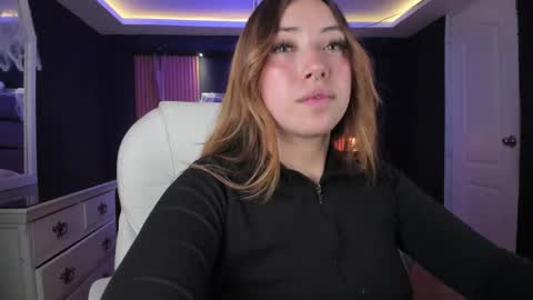 Mariana Castro online show from 10.31.25