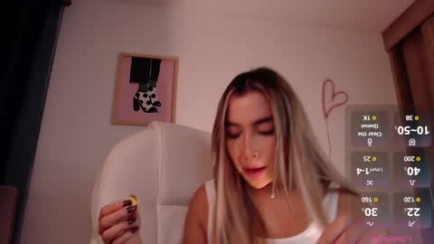 Mariana online show from 03.12.25