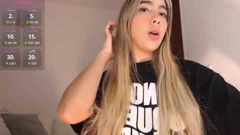 Mariana online show from 09.26.25