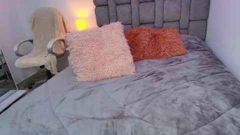 Snapshot of mariana_gomez01 chatting on 10.10.25 Mariana Gomez online show from 10.10.25