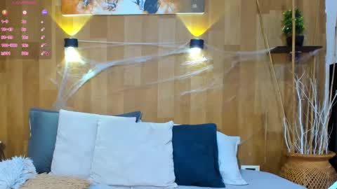 Mariana Angel online show from 11.02.25