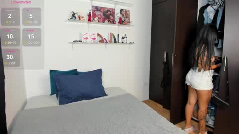 MARIANA Y VALENTINA online show from 09.15.25