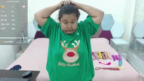 Snapshot of marianabbw_ chatting on 02.23.25 mariana online show from 02.23.25