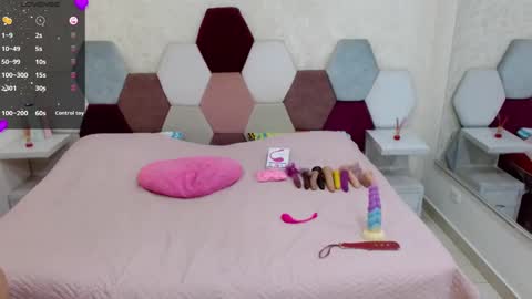 Snapshot of marianabbw_ chatting on 09.21.25 mariana online show from 09.21.25